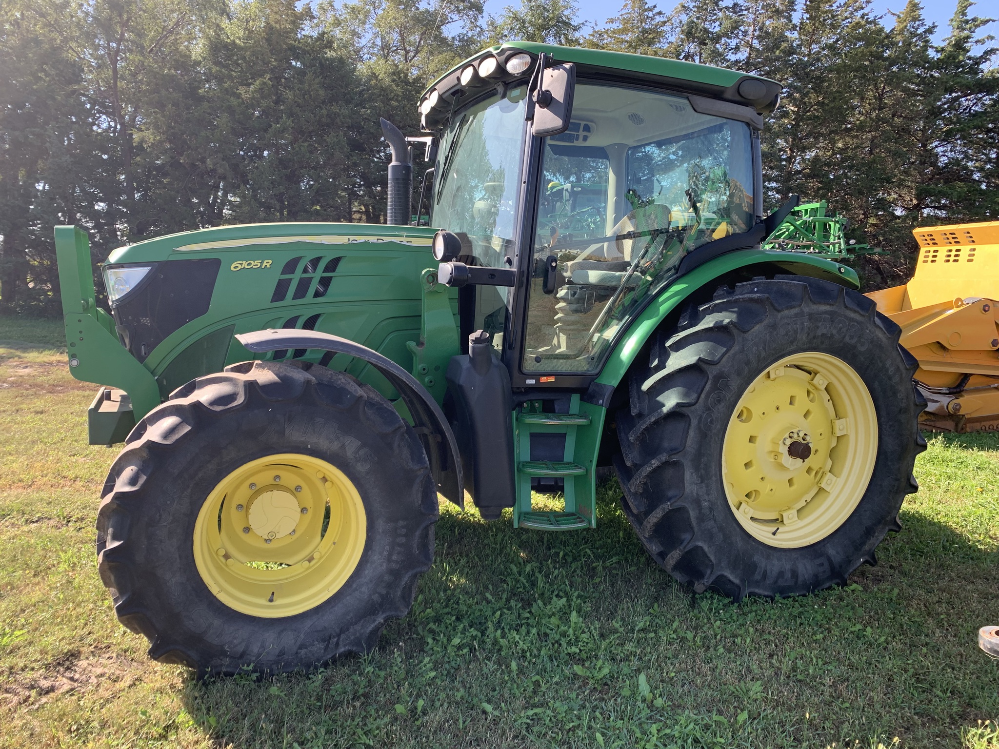  2013 John Deere 6105R at LandMark in Lexington, NE