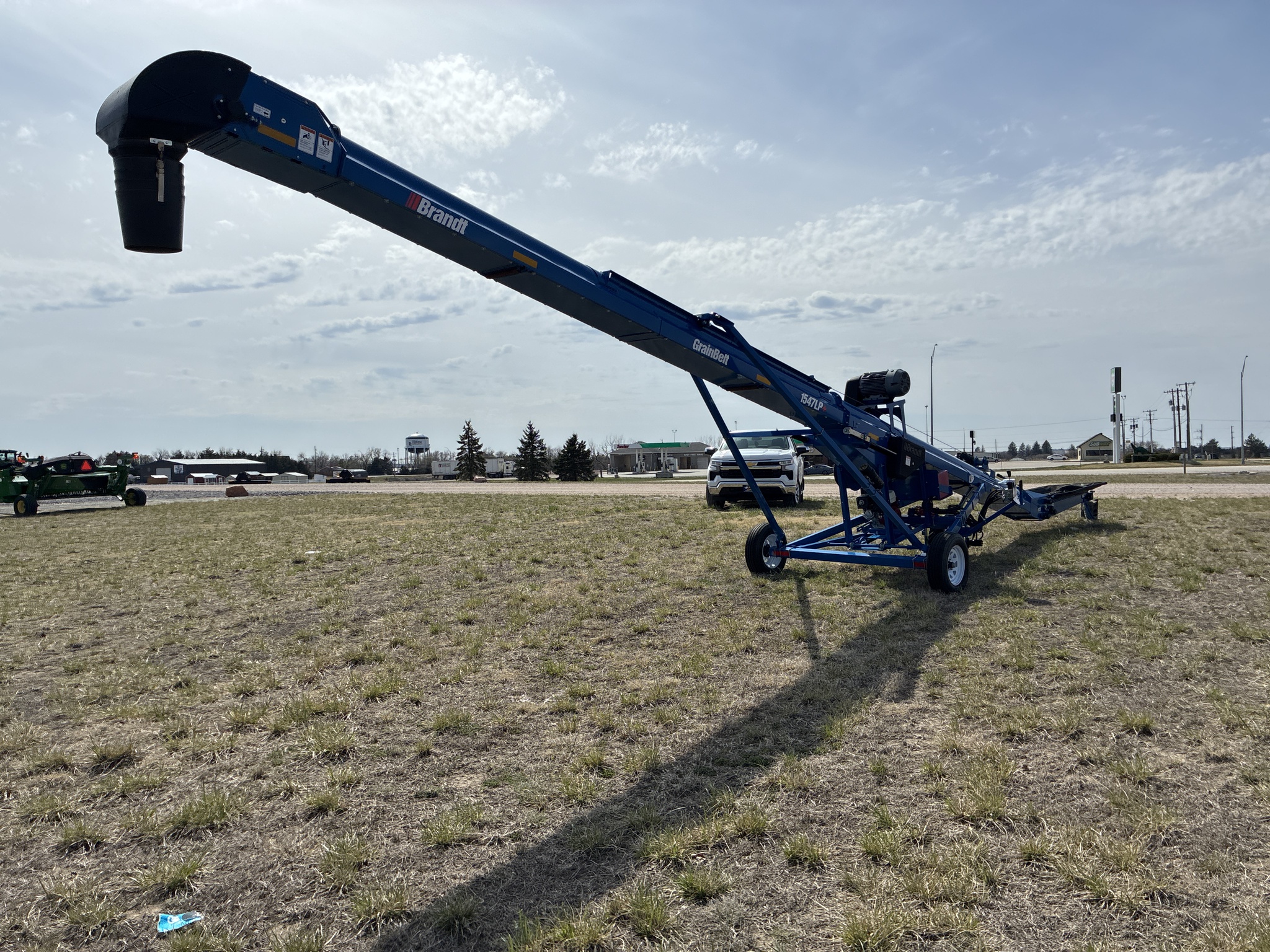  2023 Brandt 1547LP+ at LandMark in Hebron, NE