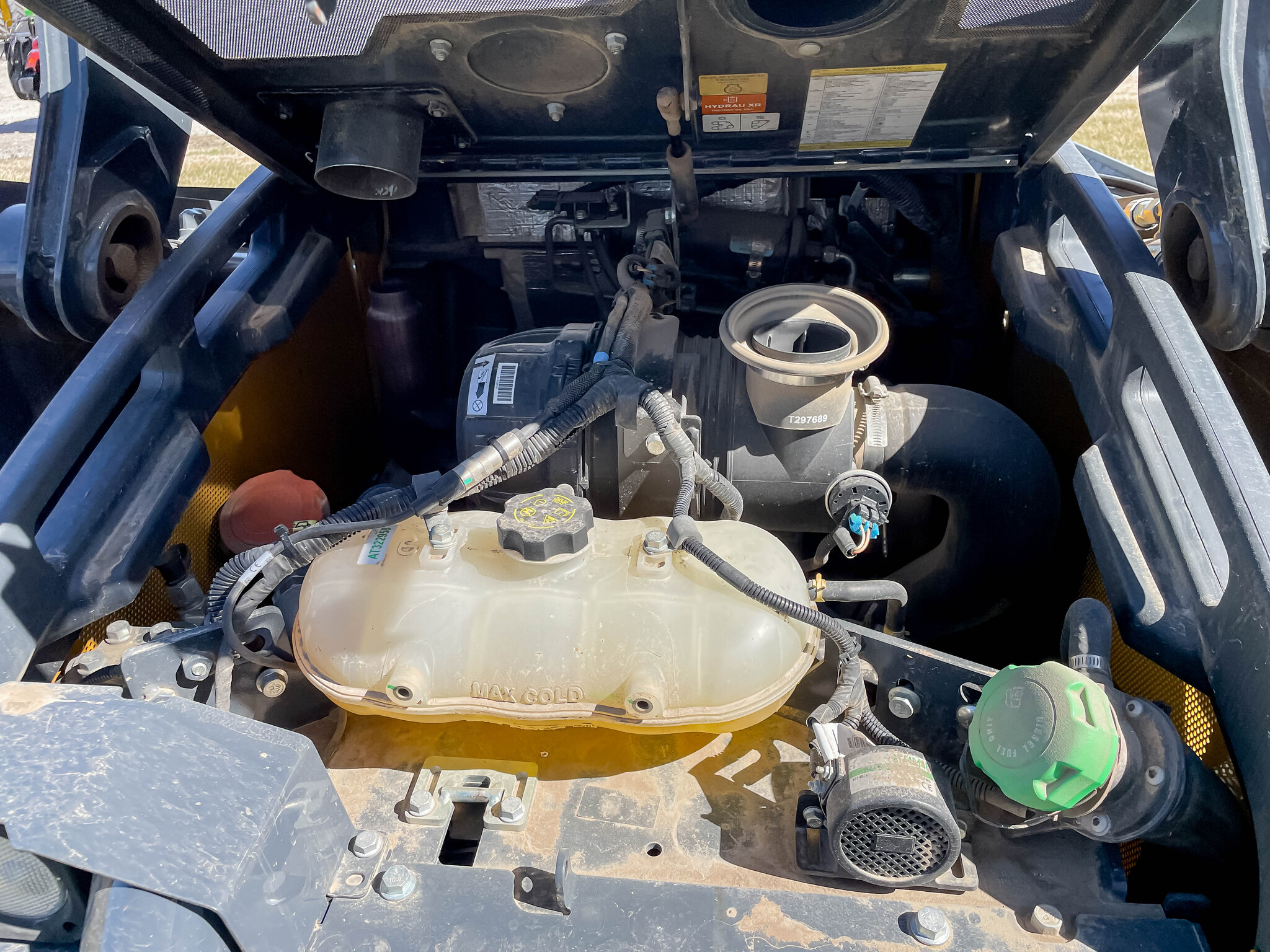  2021 John Deere 324G at LandMark in Phillipsburg, KS