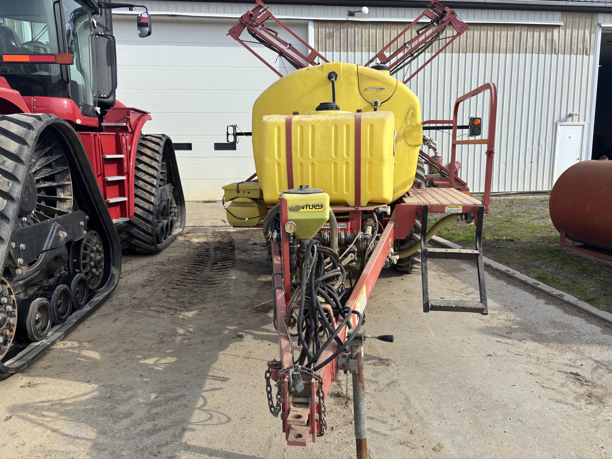 On Lot 2006 Century HD1000 at Tri County Equipment Sandusky, MI