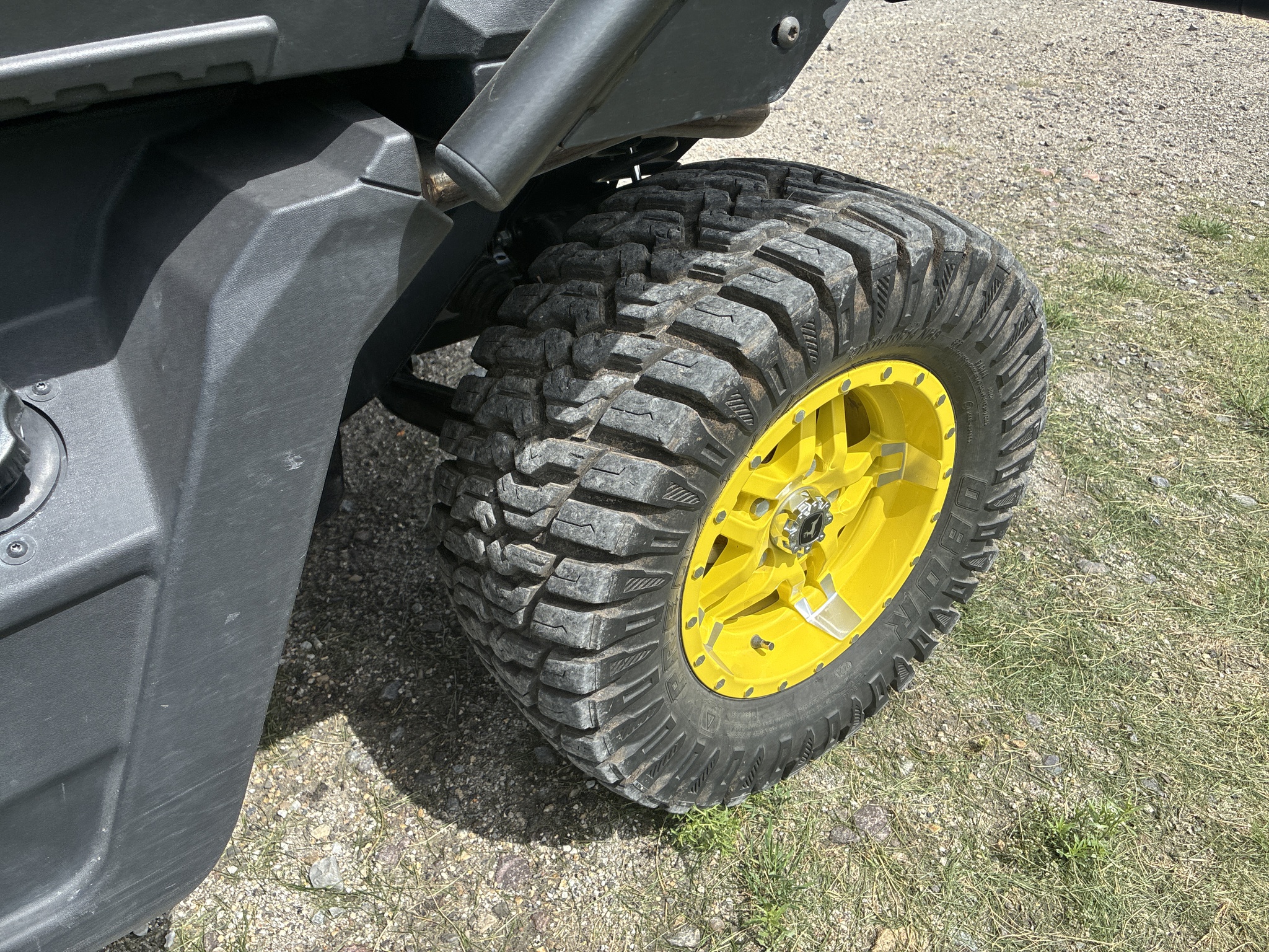  2025 John Deere XUV 845M at LandMark in Marysville, KS