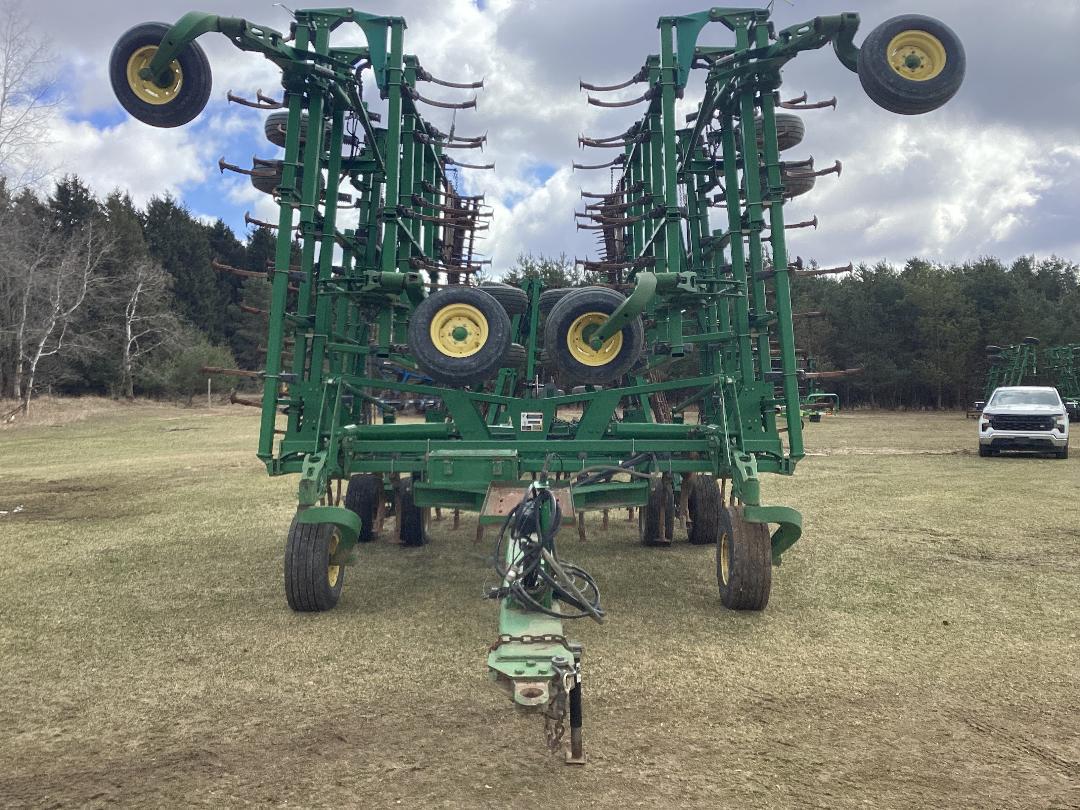 On Lot 2009 John Deere 2210 61.5' at Tri County Equipment Bad Axe, MI