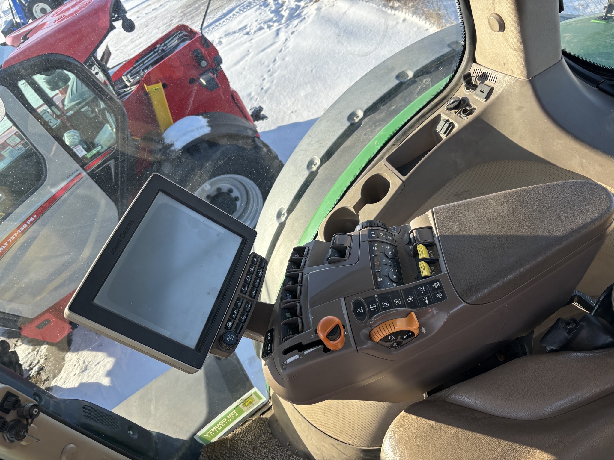 On Lot 2014 John Deere 8370R at Tri County Equipment Bad Axe, MI