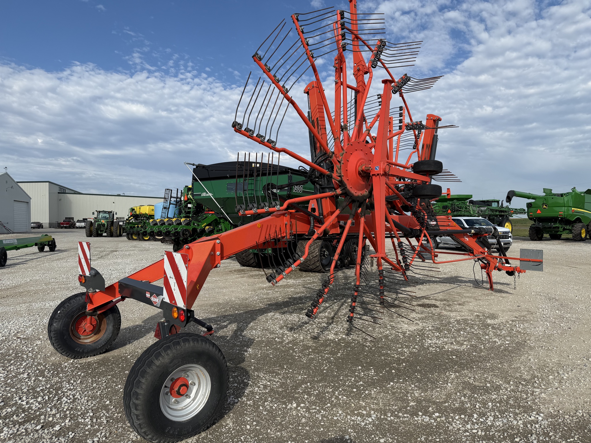  2017 KUHN GA9030 at LandMark in Fairfield, NE