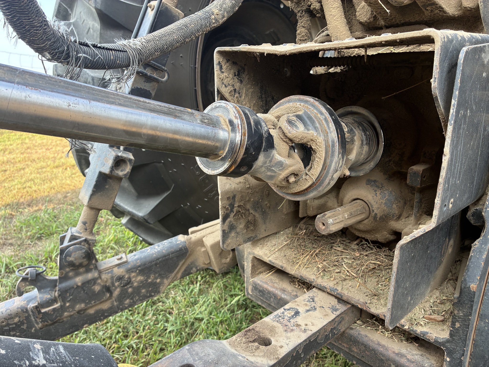  2023 NEW HOLLAND Rollbelt 560 at LandMark in Beatrice, NE