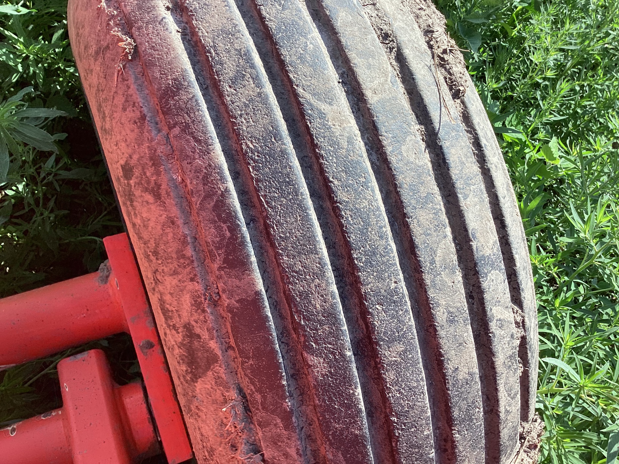  2013 Kuhn Krause 8000-30 at LandMark in Minden, NE
