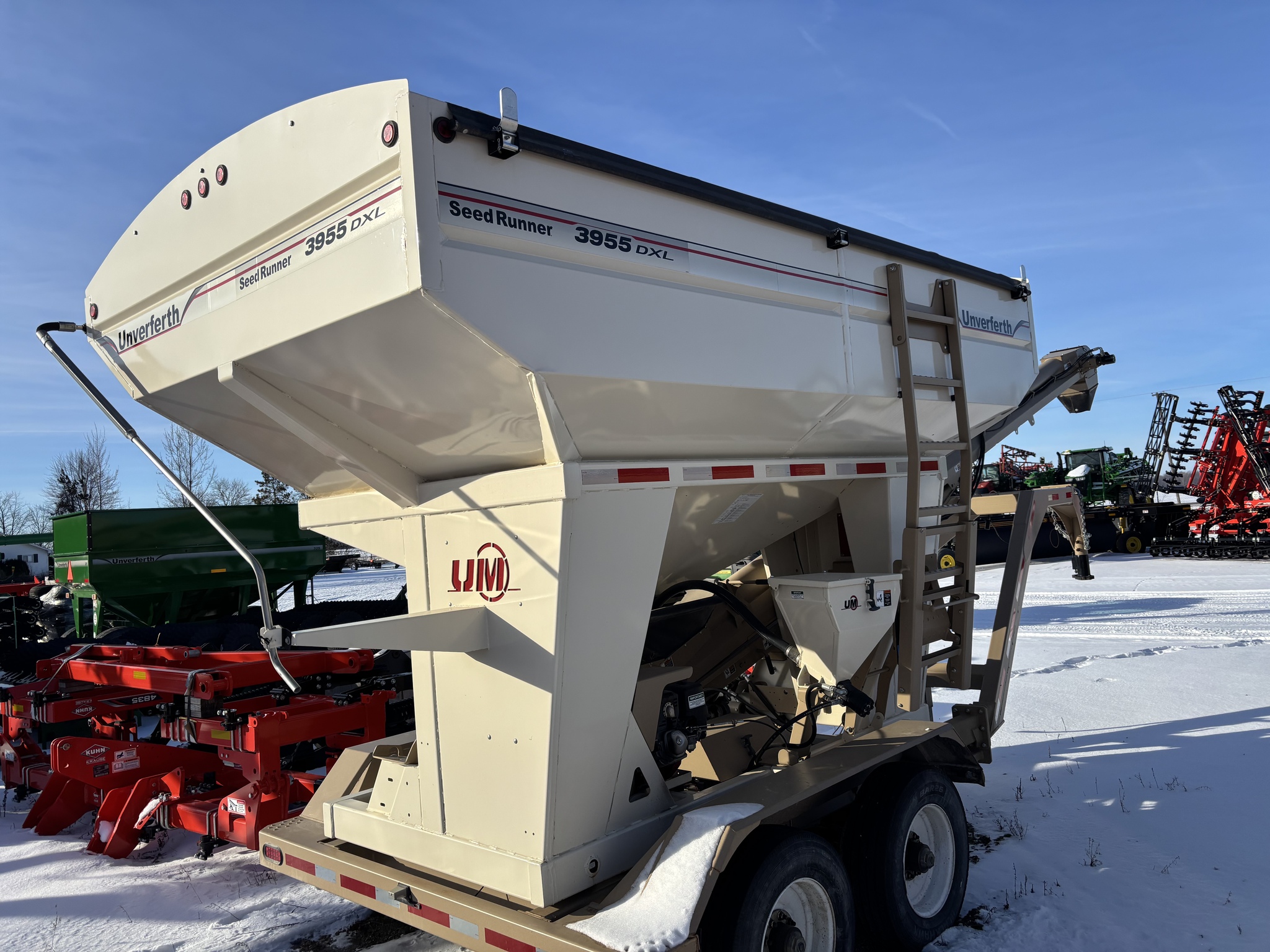 On Lot 2018 Unverferth 3955DXL at Tri County Equipment Sandusky, MI