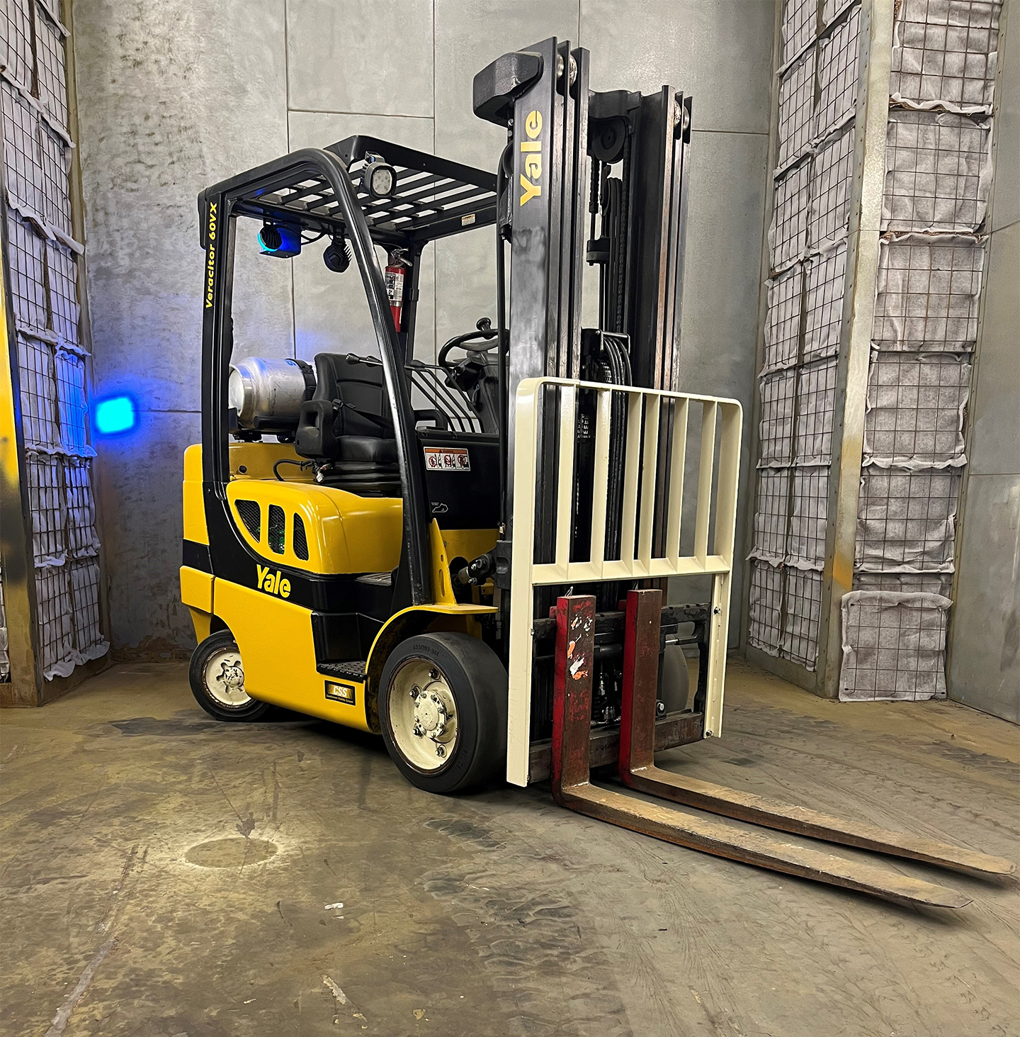 Used 2015 Yale GLC060VXNDAE088 at Briggs Equipment in Dallas, TX