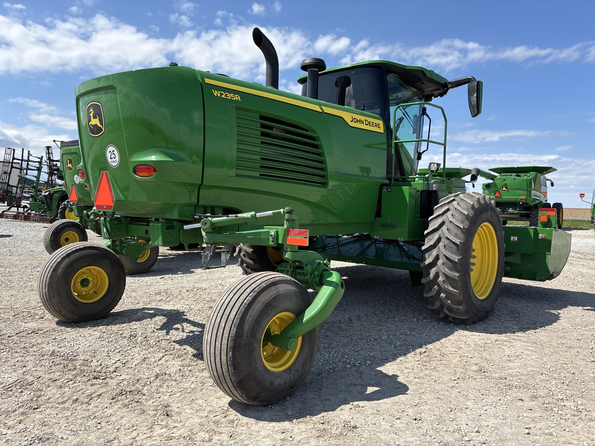  2024 John Deere W235R at LandMark in Fairfield, NE
