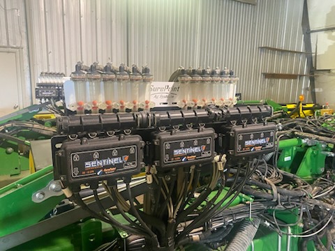  2025 John Deere 1725 at LandMark in Hastings, NE