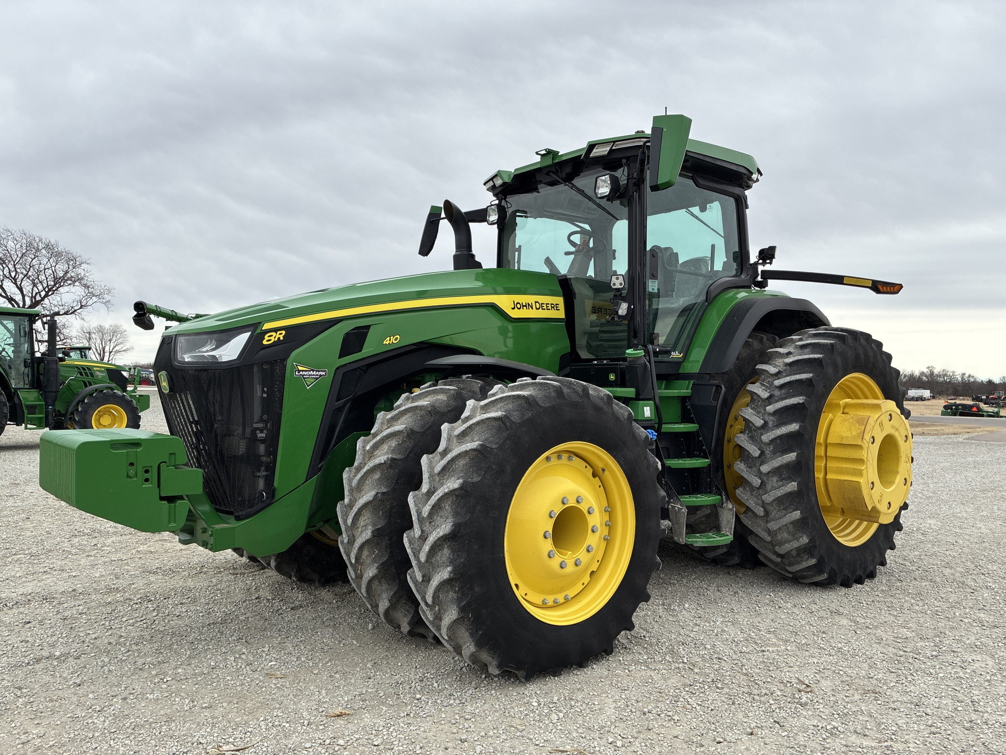  2023 John Deere 8R 410 at LandMark in Smith Center, KS