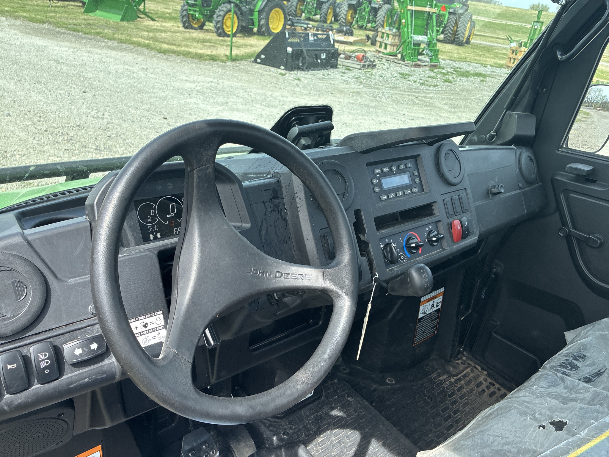  2025 John Deere XUV 845M at LandMark in Marysville, KS