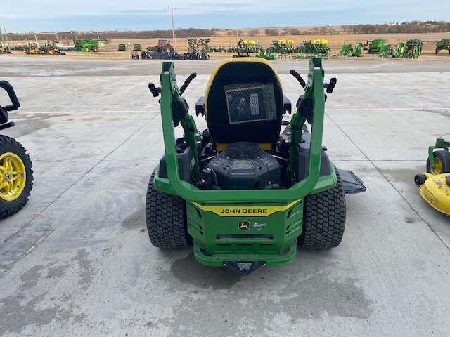  2023 John Deere Z545R at LandMark in Beatrice, NE