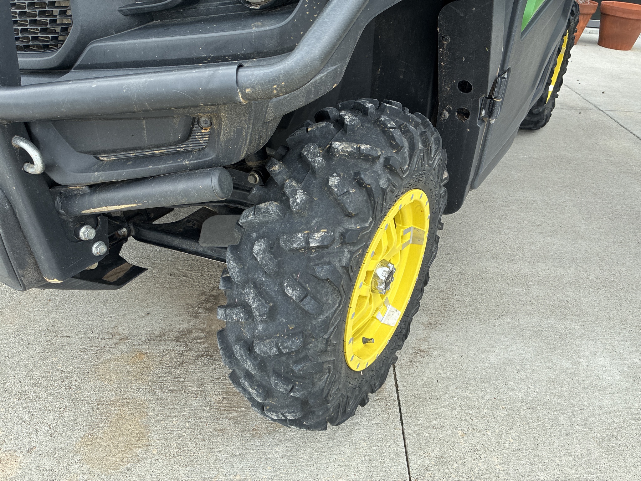  2024 John Deere XUV835M HVAC Cab at LandMark in Hebron, NE