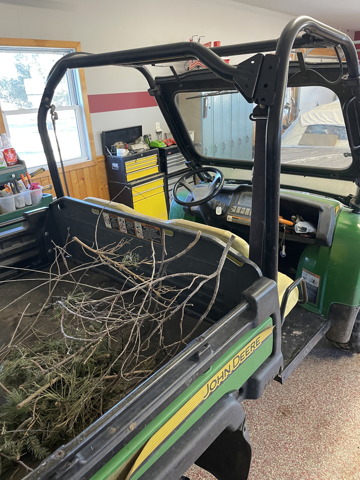  2011 John Deere XUV 825I GREEN at LandMark in Beatrice, NE