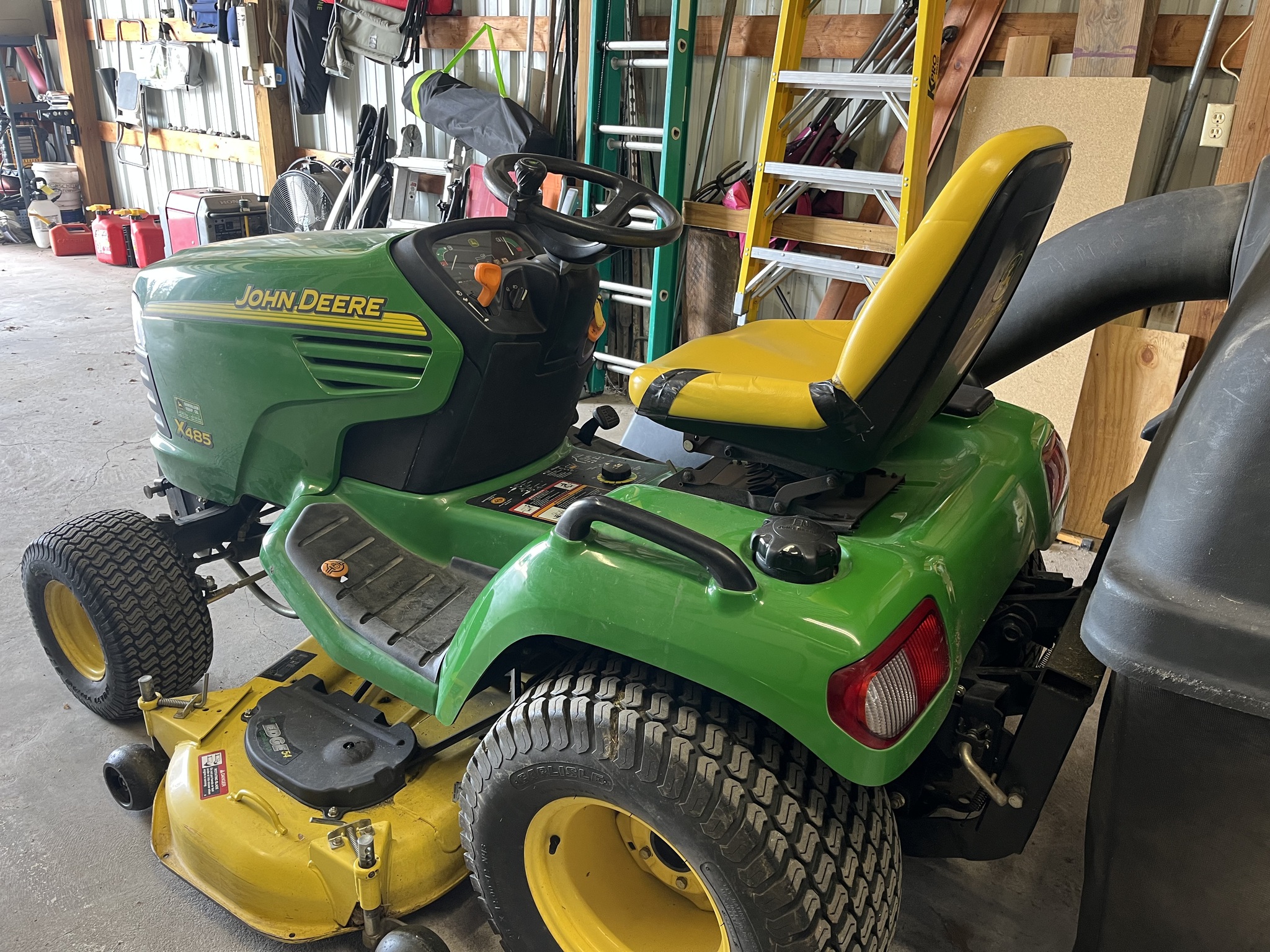  2004 John Deere X485 at LandMark in Hastings, NE