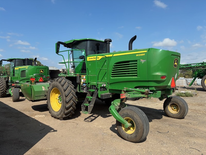  2024 John Deere W235R at LandMark in Smith Center, KS