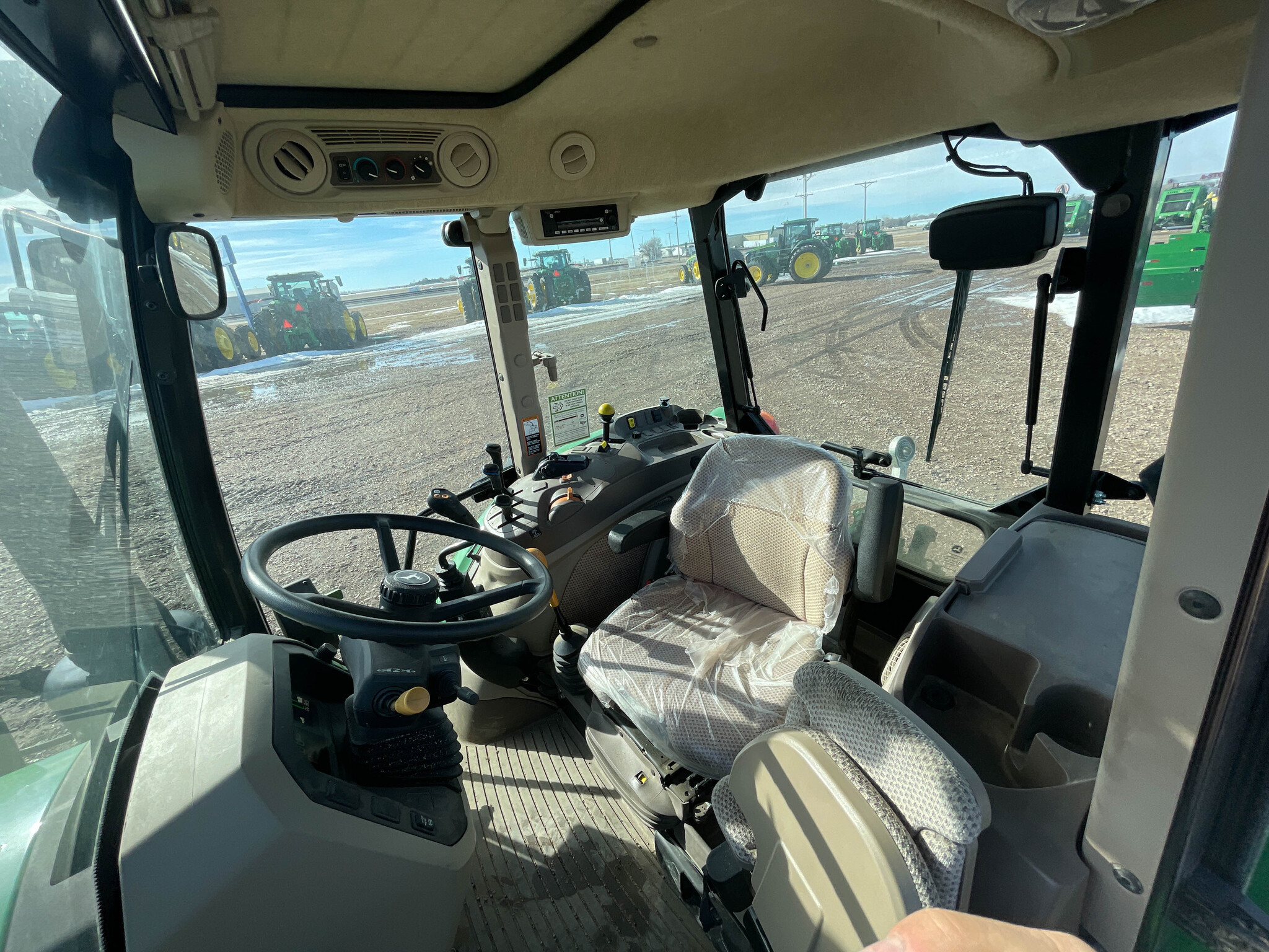  2022 John Deere 5090M at LandMark in Minden, NE