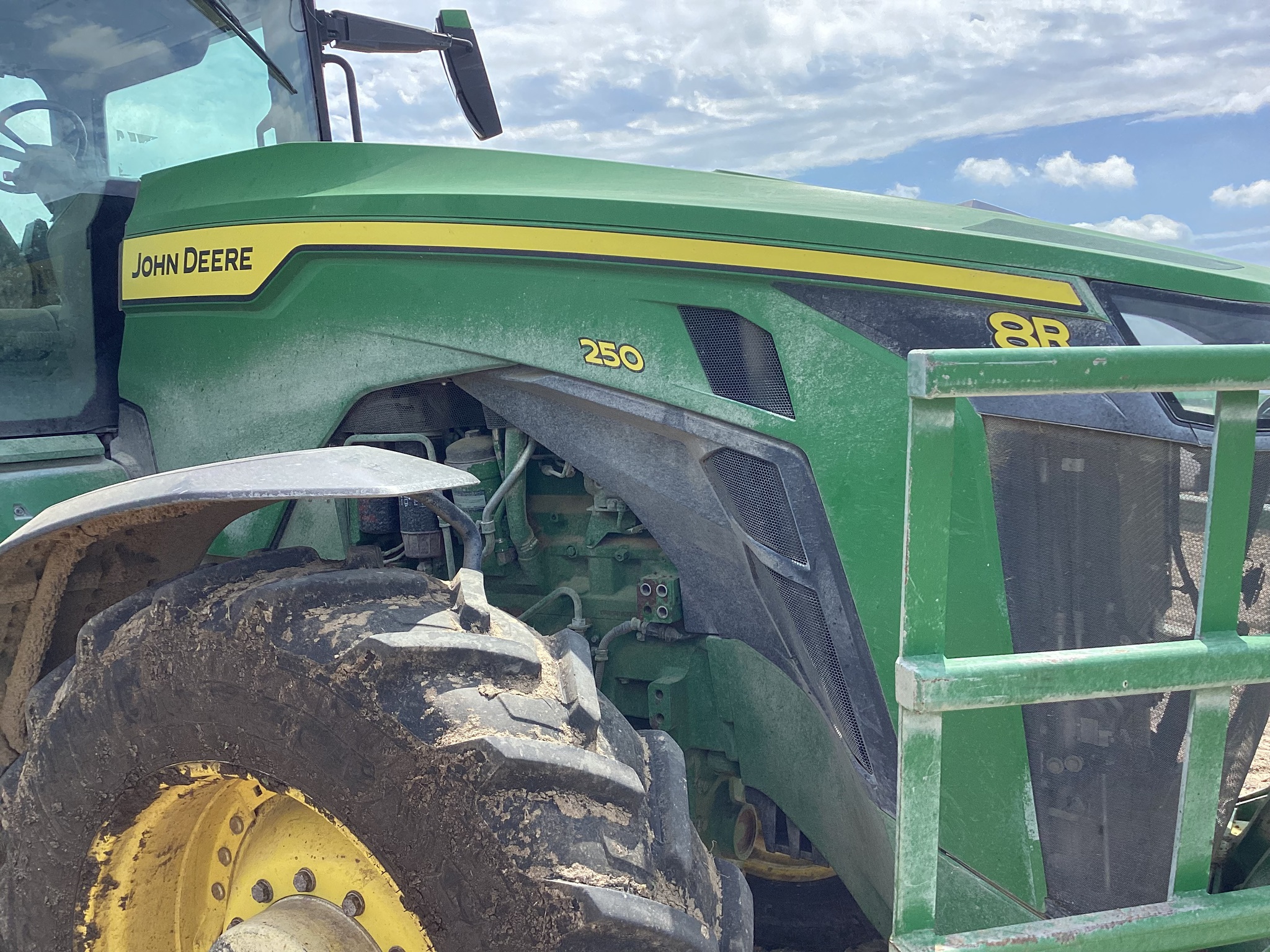  2022 John Deere 8R 250 at LandMark in Minden, NE