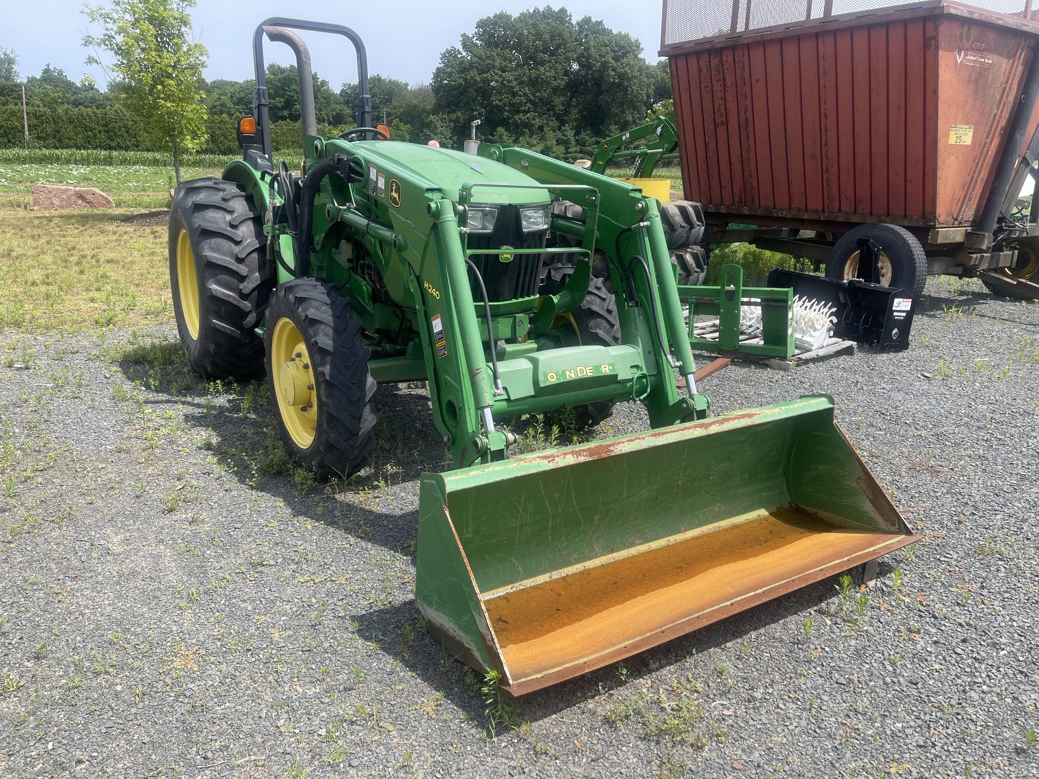 1997 John Deere 710D 4x4 Backhoe Loader in Brush, Colorado, United States  (SalvageSale Item #10602479), image size:2048x1536