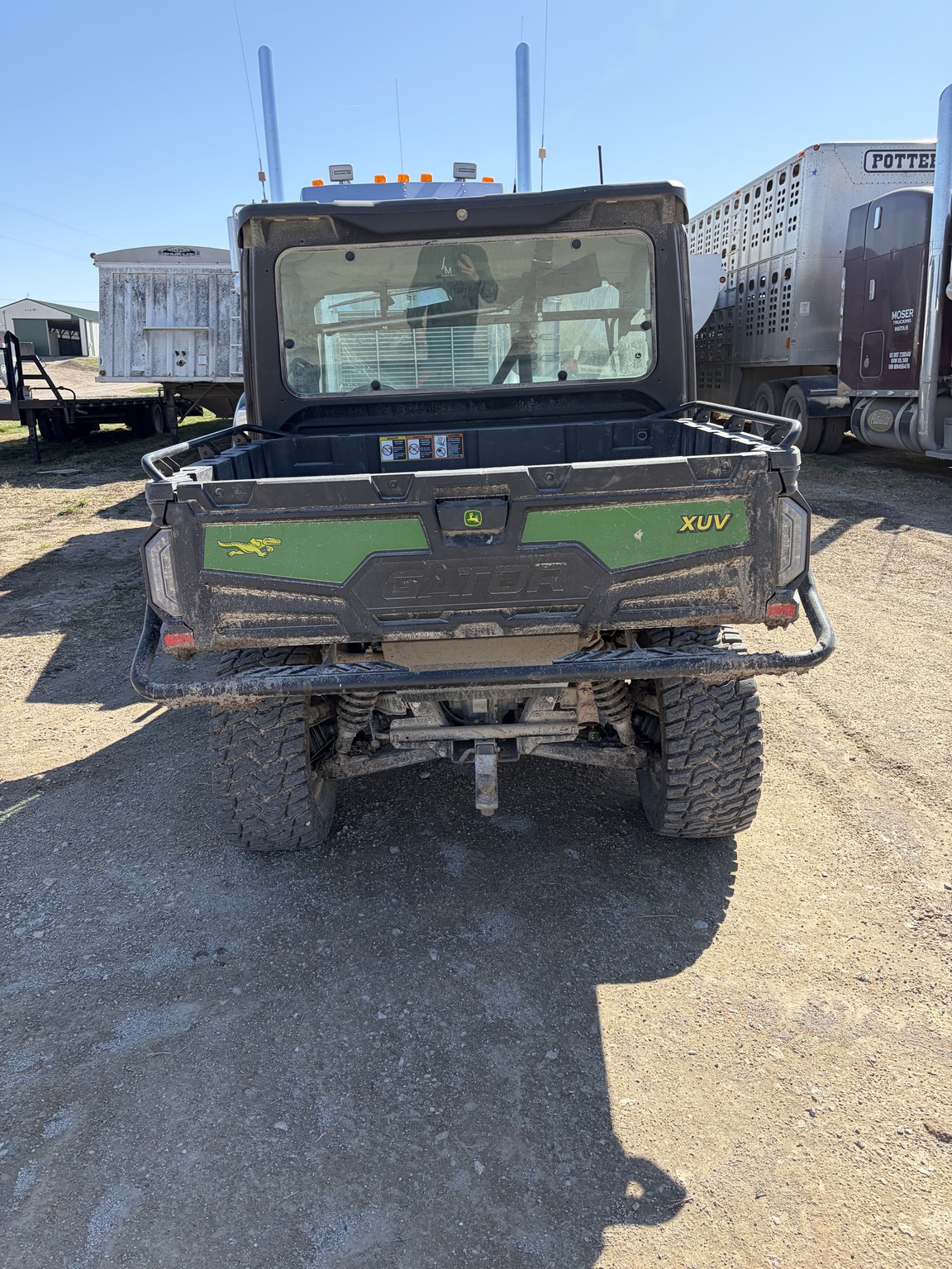  2025 John Deere XUV 845M at LandMark in Marysville, KS