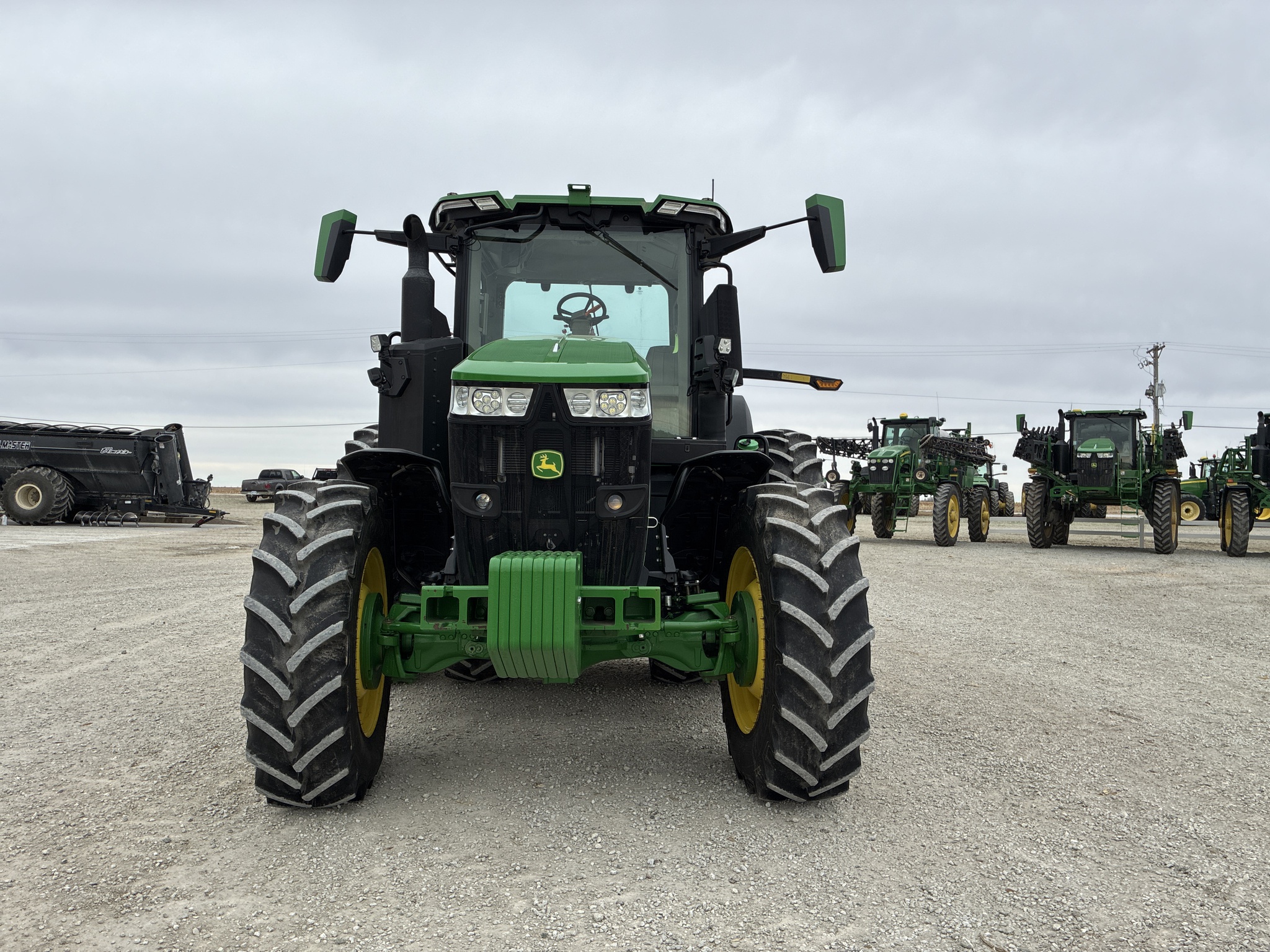  2023 John Deere 7R 250 at LandMark in Smith Center, KS