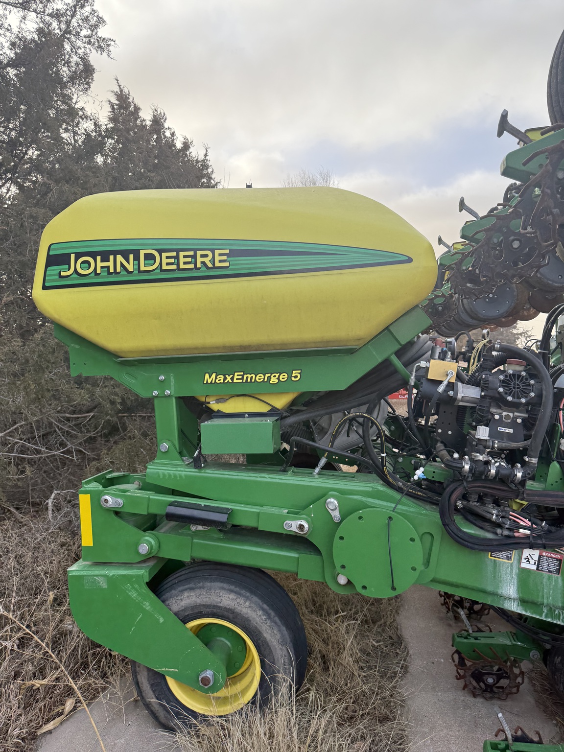  2017 John Deere 1725 CCS at LandMark in Holdrege, NE