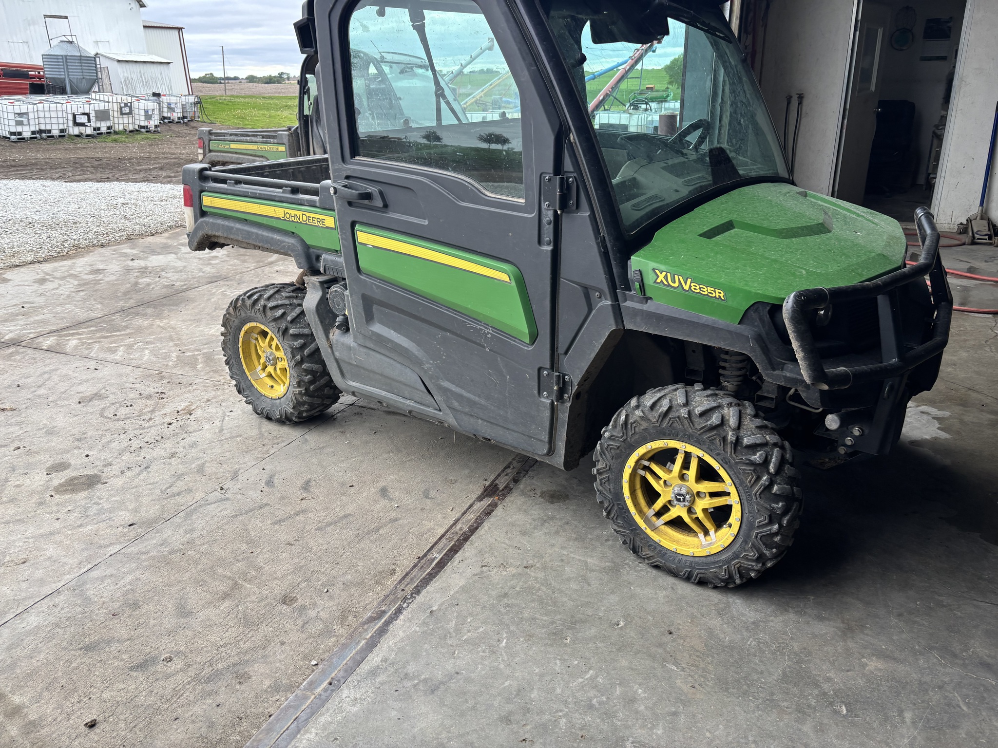  2019 John Deere XUV 835R at LandMark in Beatrice, NE