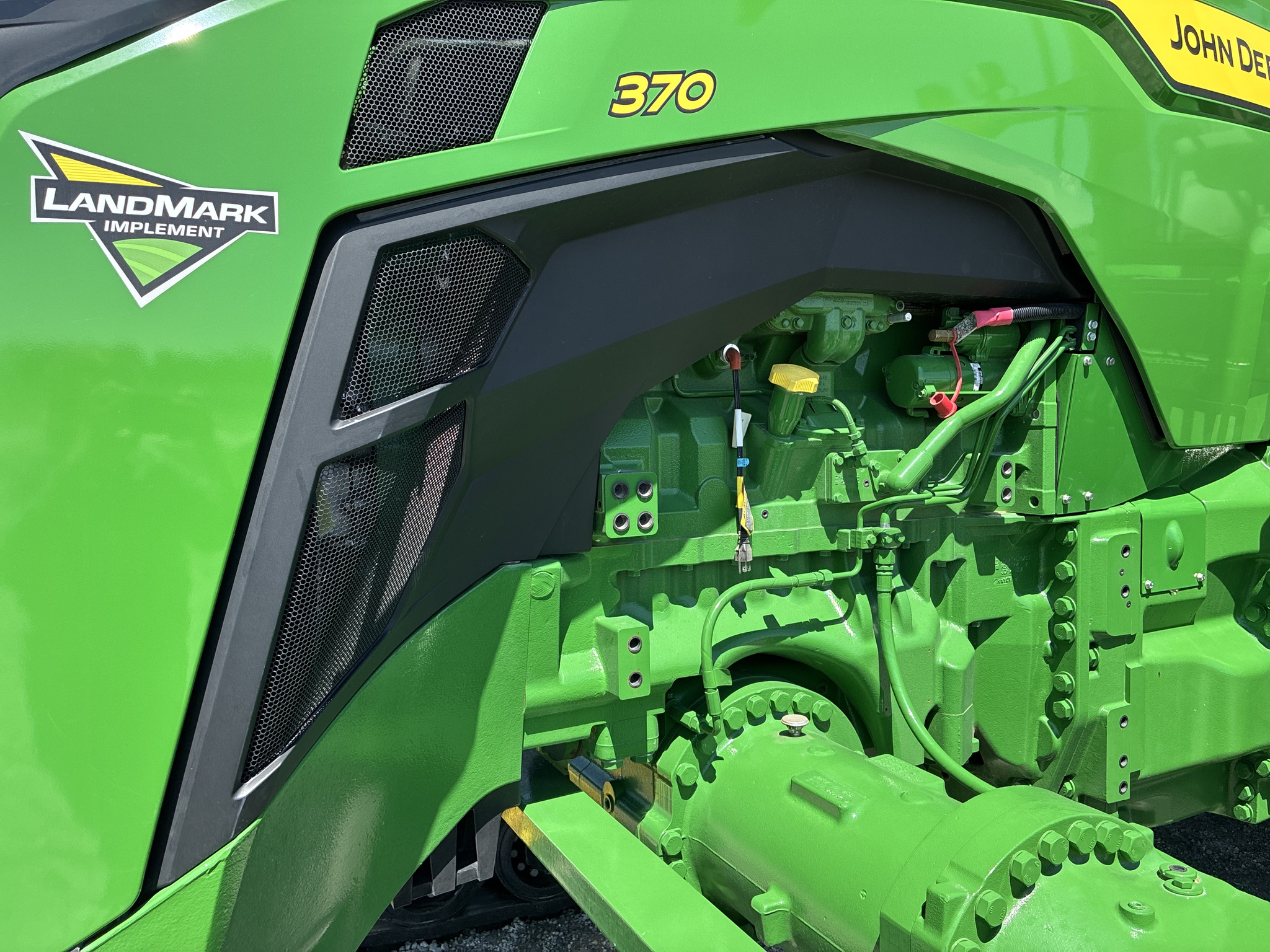  2023 John Deere 8RX 370 at LandMark in Hebron, NE