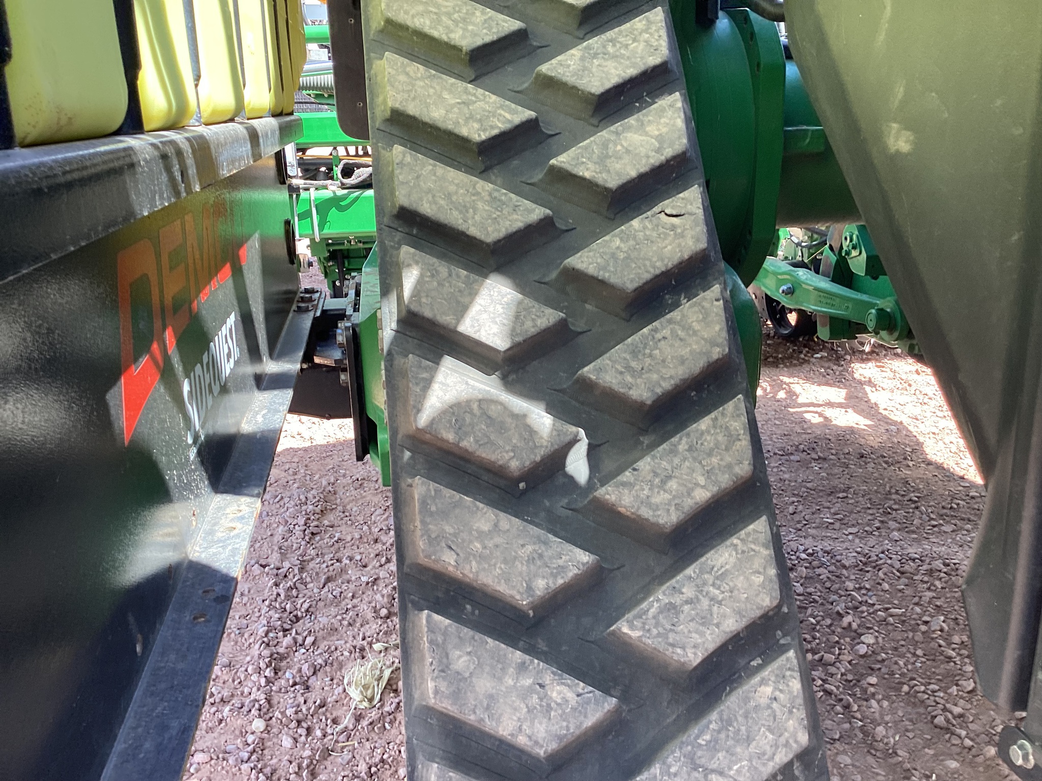  2023 John Deere 8RX 370 at LandMark in Minden, NE