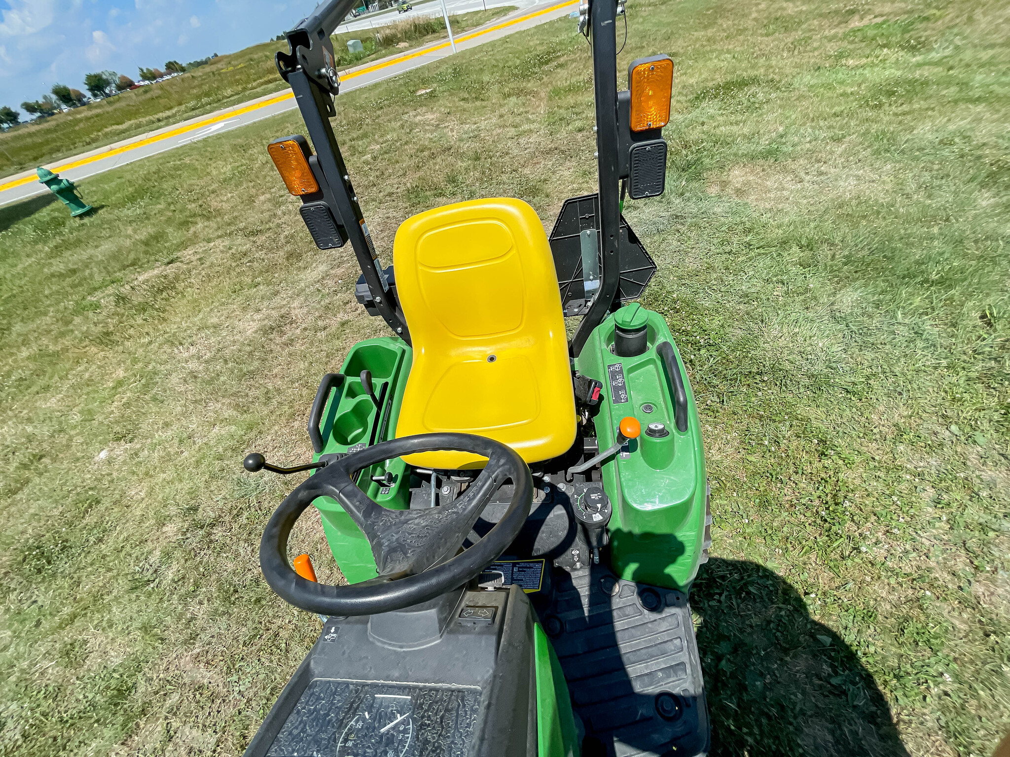  2022 John Deere 1023E at LandMark in Phillipsburg, KS