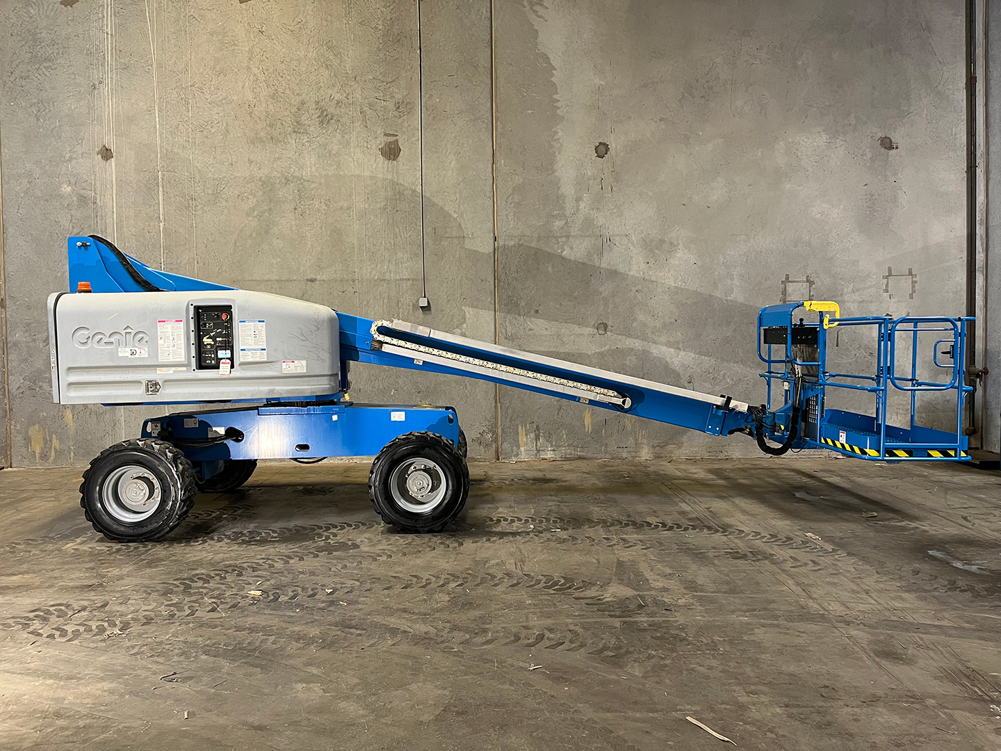 Used 2018 Genie S-40 at Briggs Equipment in Dallas, TX