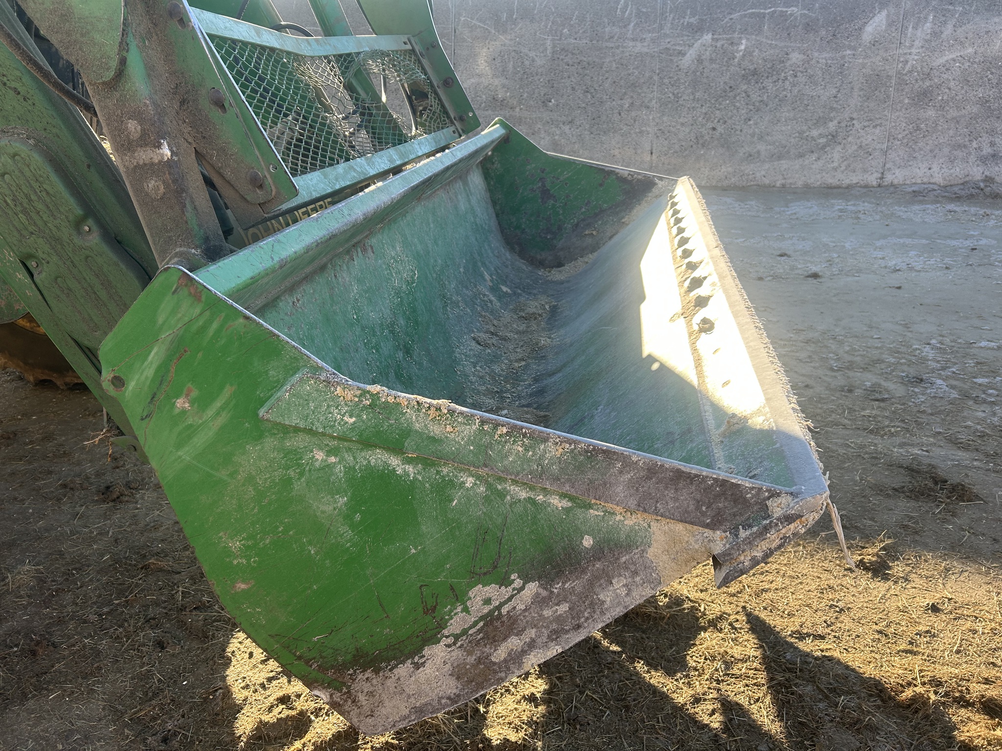  2015 John Deere 7210R at LandMark in Marysville, KS