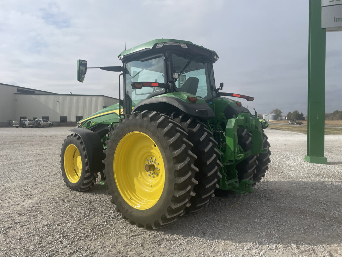  2024 John Deere 8R 310 at LandMark in Fairfield, NE