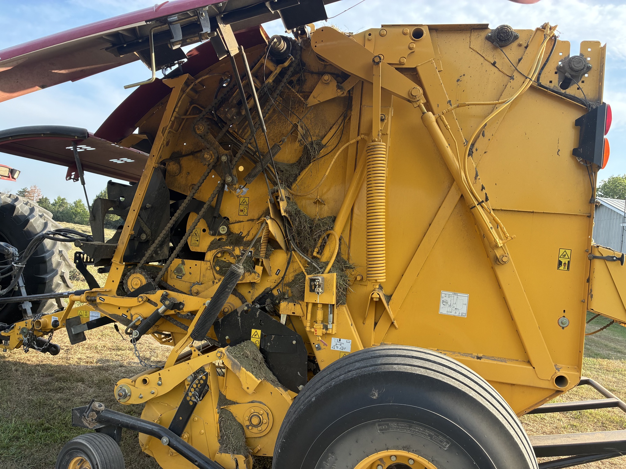  2023 NEW HOLLAND Rollbelt 560 at LandMark in Beatrice, NE