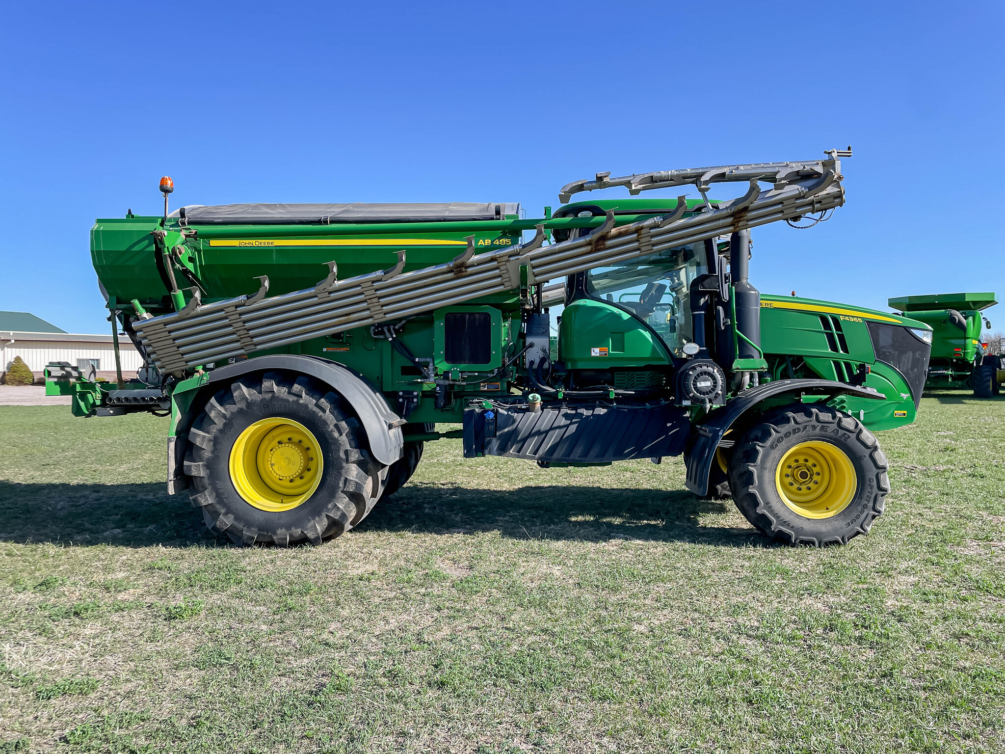  2019 John Deere F4365 at LandMark in Gothenburg, NE