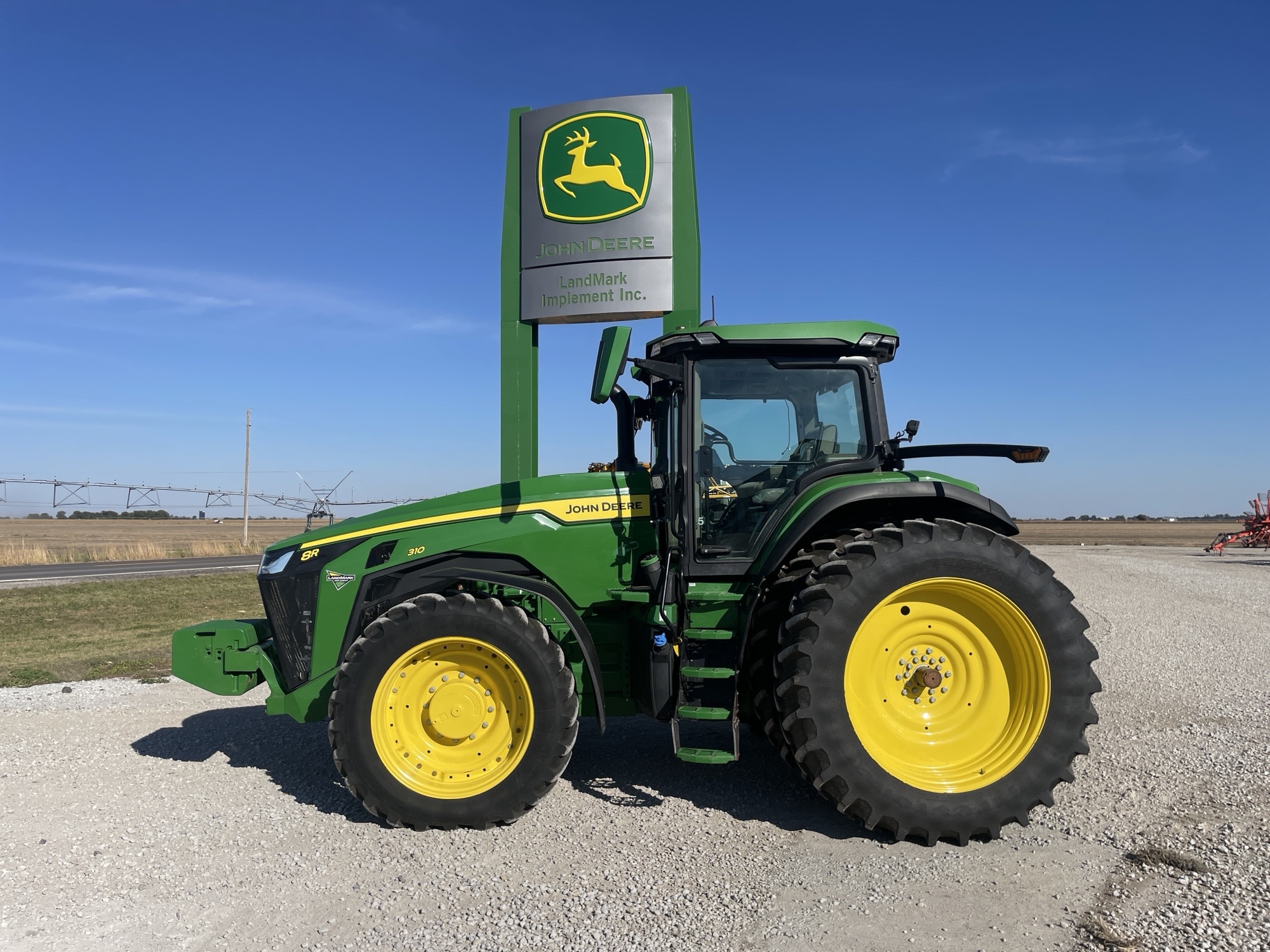  2025 John Deere 8R 310 at LandMark in Fairfield, NE