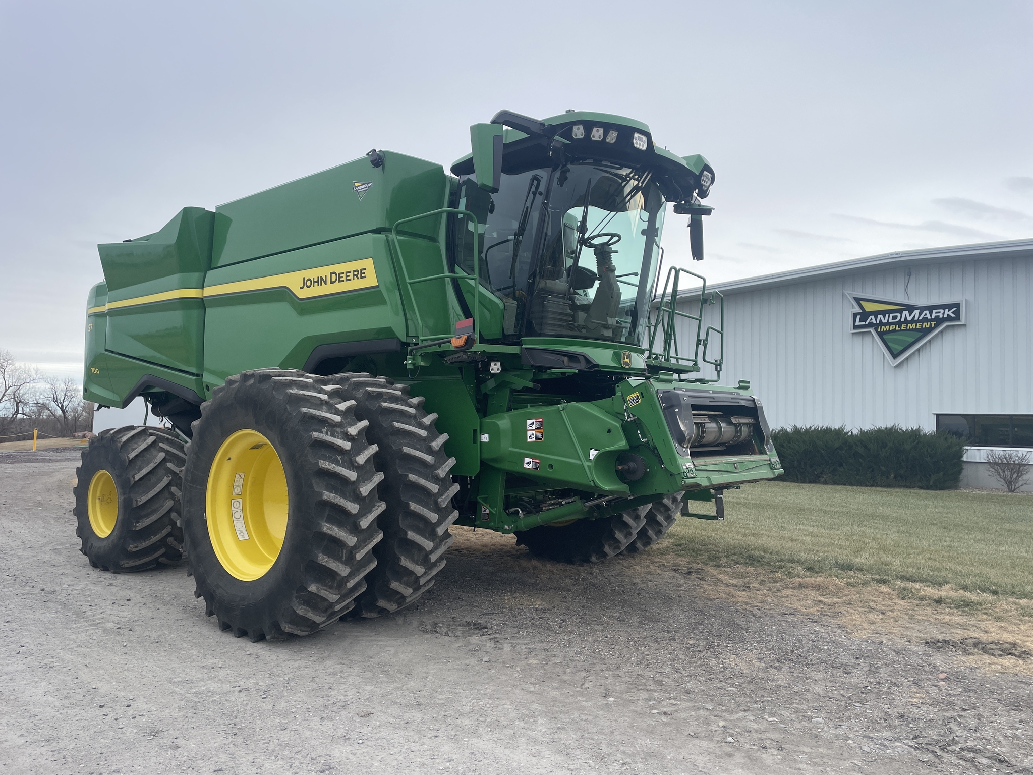  2025 John Deere S7 700 at LandMark in Marysville, KS
