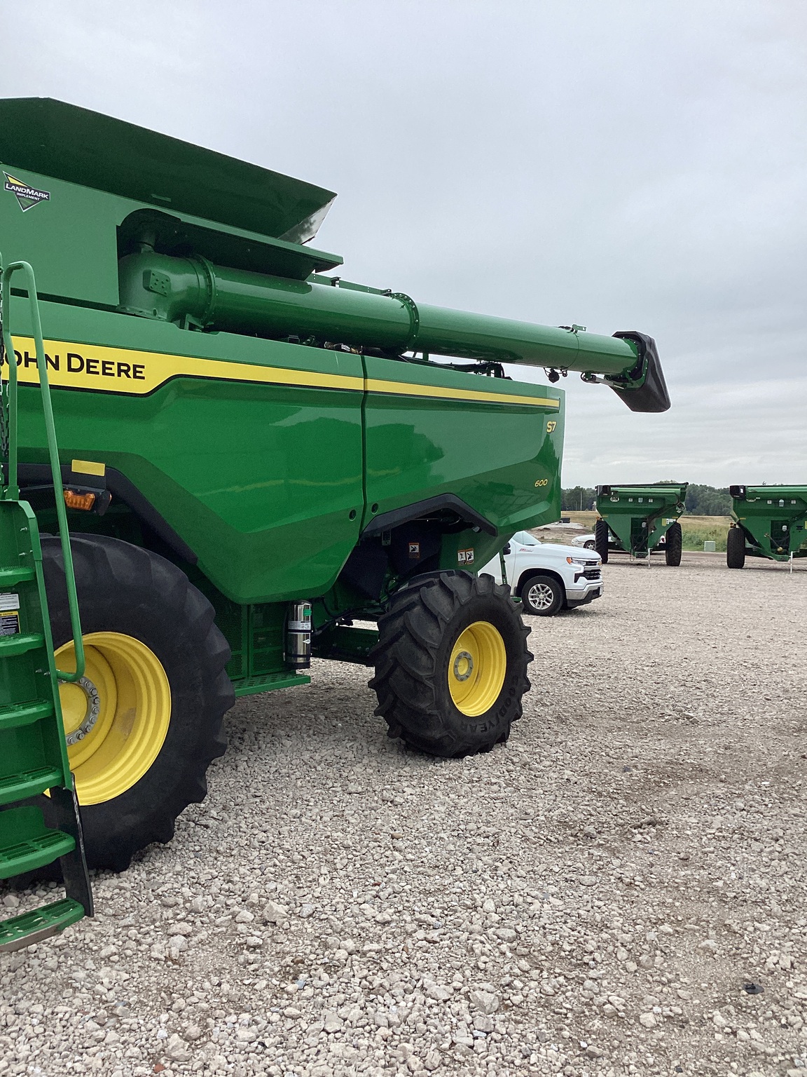  2025 John Deere S7 600 at LandMark in Arapahoe, NE