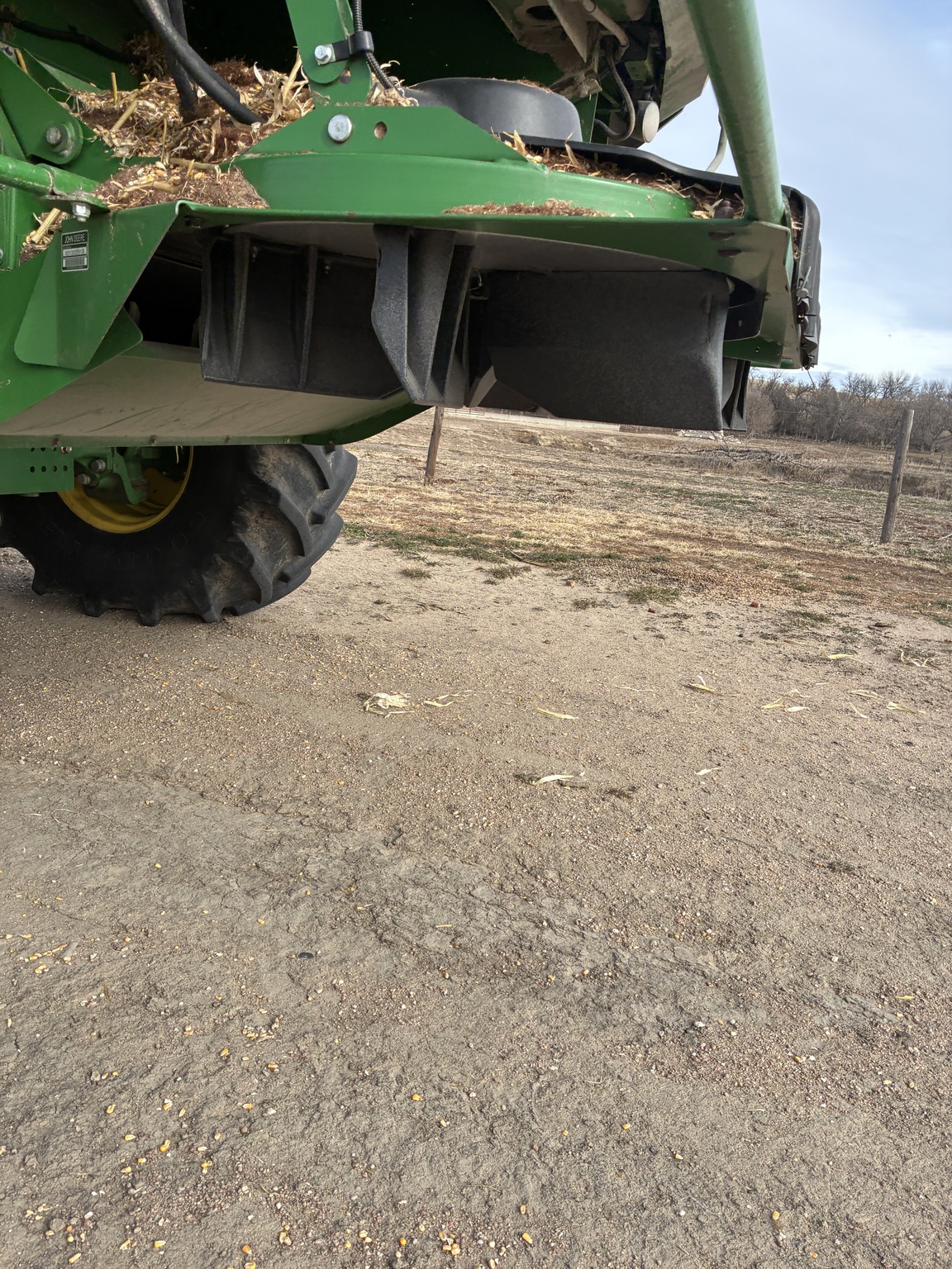  2015 John Deere S680 at LandMark in Arapahoe, NE