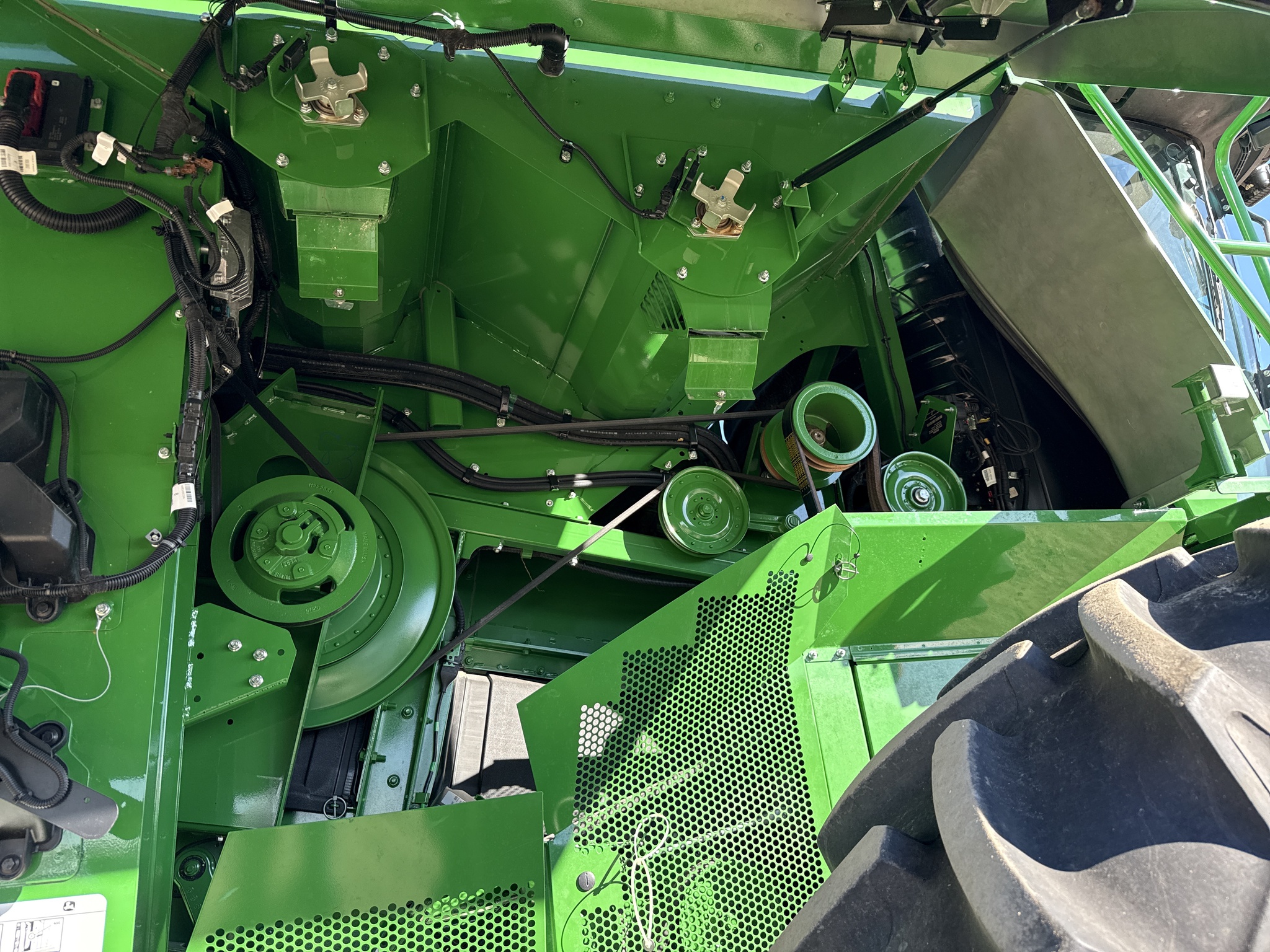  2025 John Deere S7 800 at LandMark in Gothenburg, NE