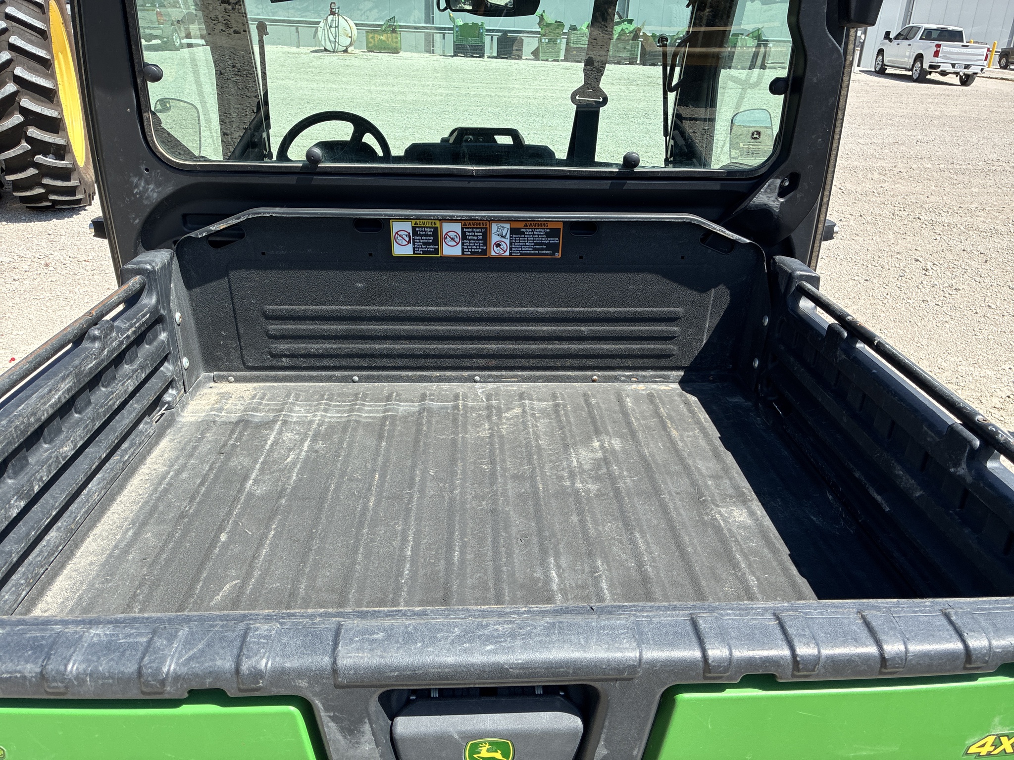  2023 John Deere XUV 835M at LandMark in Hastings, NE