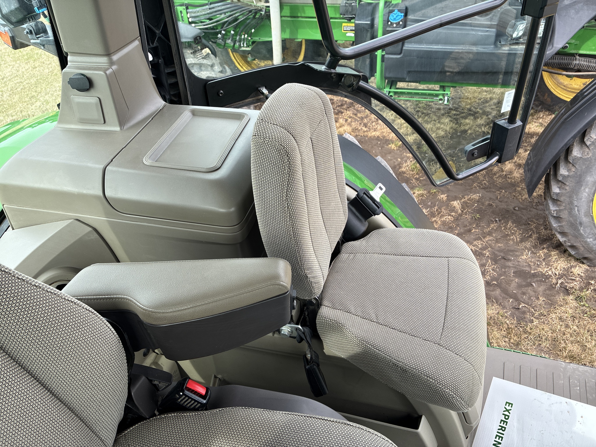  2025 John Deere 8R 250 at LandMark in Marysville, KS