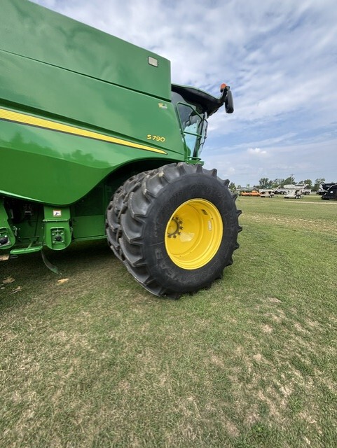 Used 2018 John Deere S790 at Tri County Equipment Bad Axe, MI