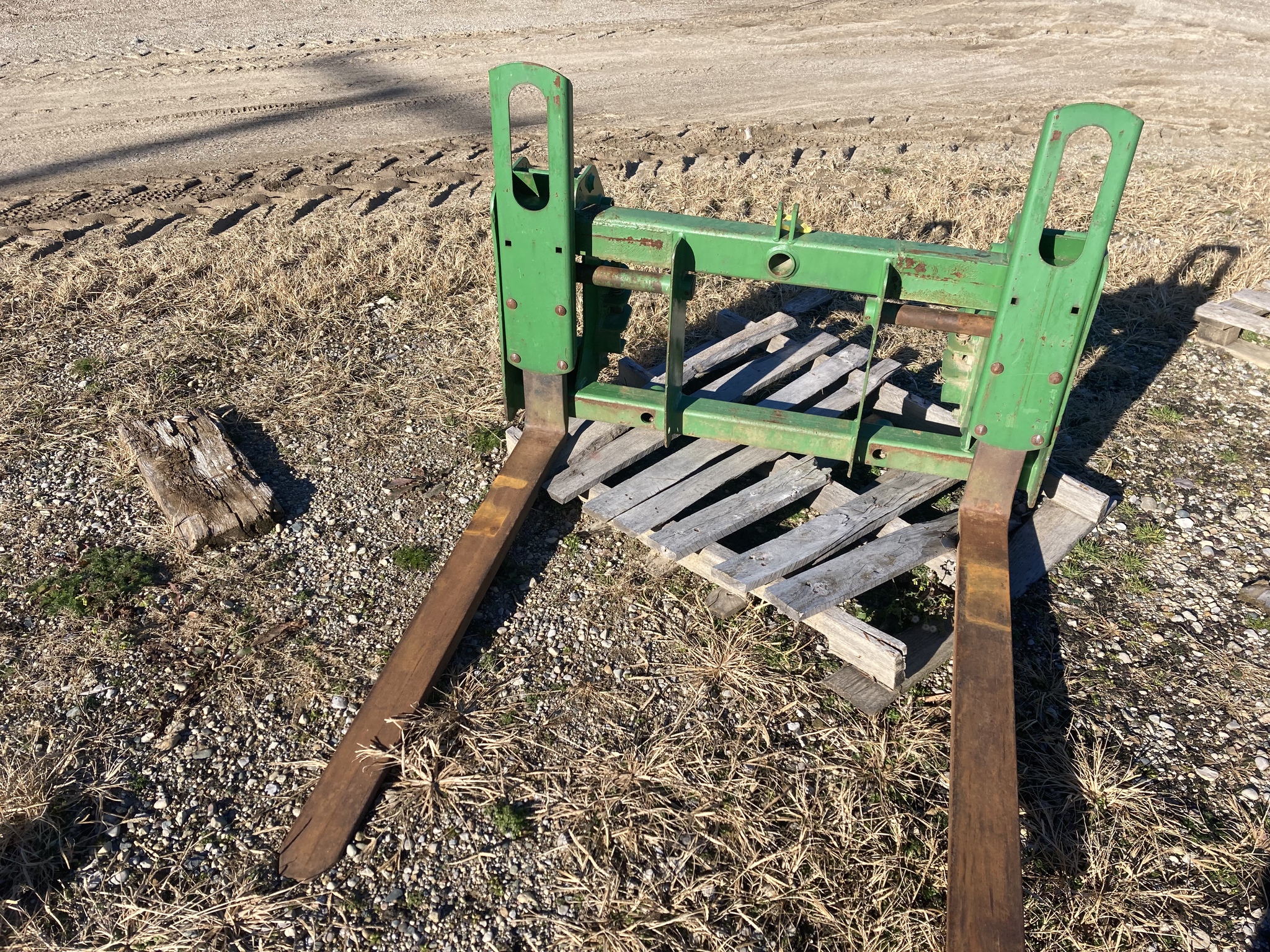 On Lot  Miscellaneous PALLET FORKS at Tri County Equipment Marlette, MI