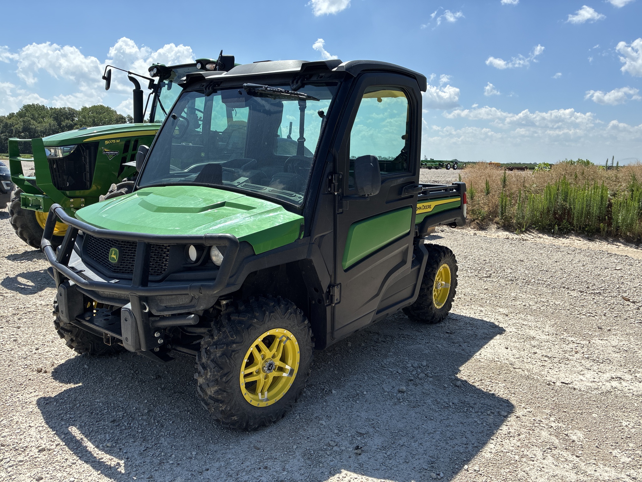  2023 John Deere XUV 835M at LandMark in Hastings, NE