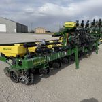  2025 John Deere 1725 at LandMark in Smith Center, KS