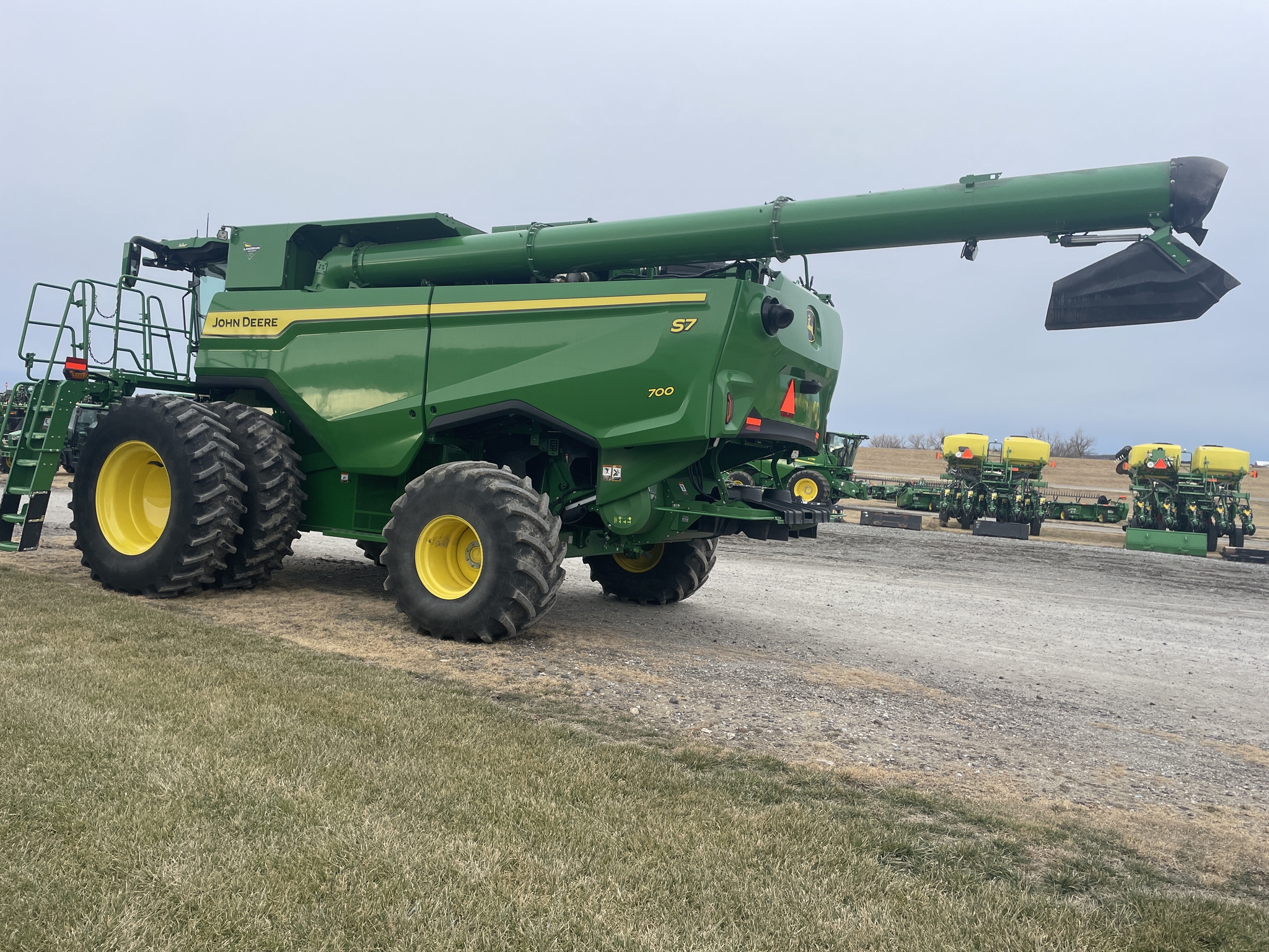  2025 John Deere S7 700 at LandMark in Marysville, KS