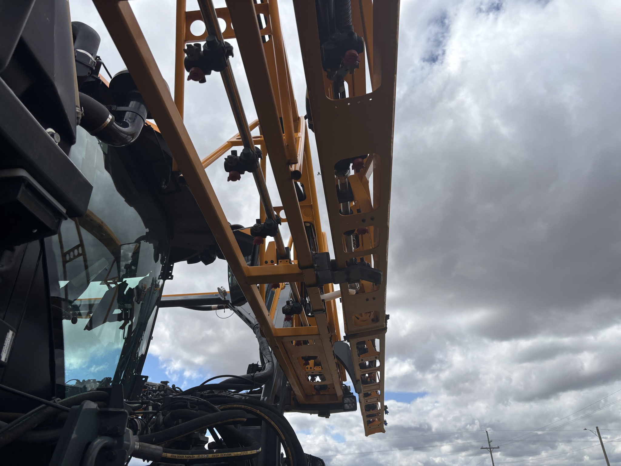 On Lot 2022 Hagie STS12 at Tri County Equipment Marlette, MI