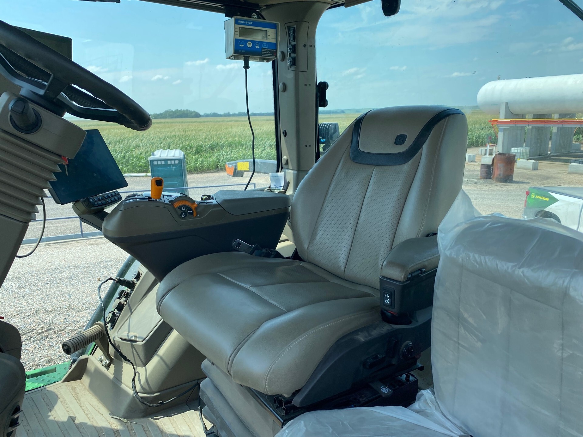  2024 John Deere 8R 280 at LandMark in Kearney, NE